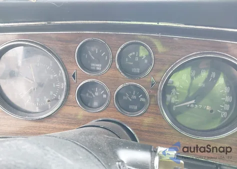 1977 Pontiac Grand Prix из США, поврежденный, VIN 2K57K7P233756